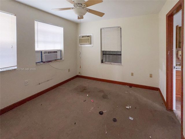 11430 SW 41st Ter, Miami, FL 33165