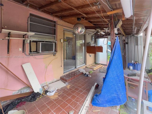 11430 SW 41st Ter, Miami, FL 33165