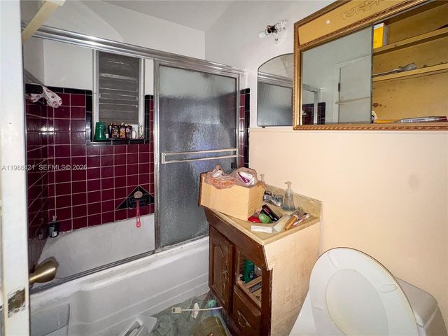 11430 SW 41st Ter, Miami, FL 33165