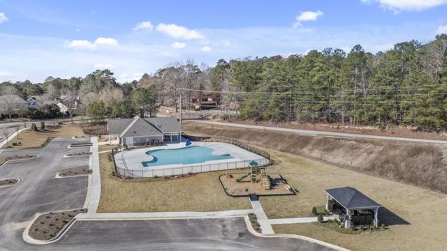 122 Crooked Lake Park, Villa Rica, GA 30180