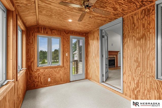 8041 Arrow Ridge Road, Lincoln, NE 68506