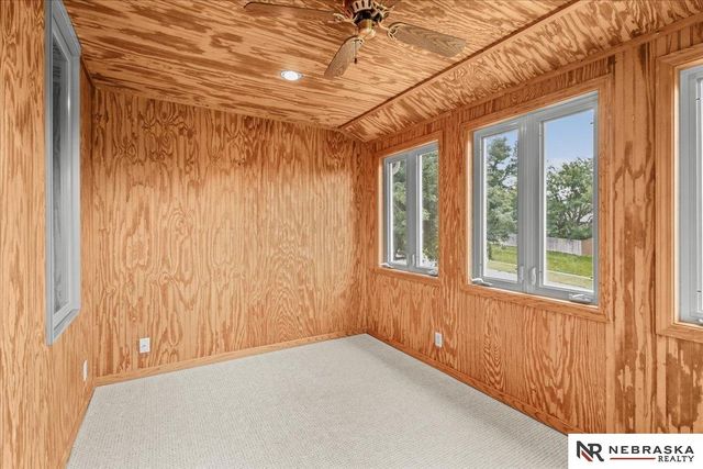 8041 Arrow Ridge Road, Lincoln, NE 68506