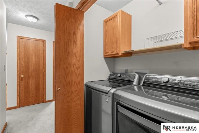 8041 Arrow Ridge Road, Lincoln, NE 68506