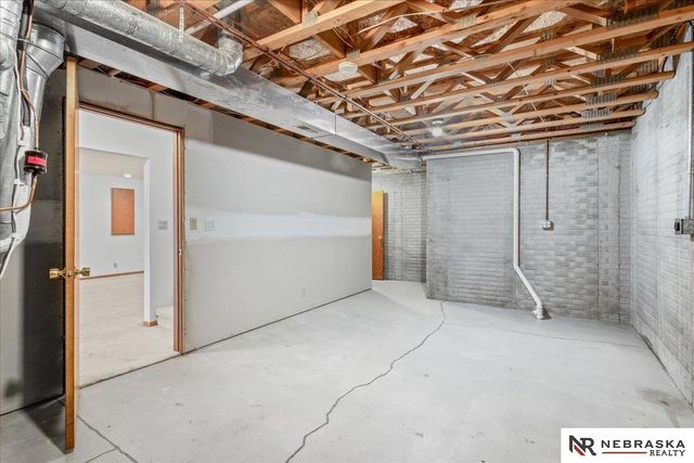 8041 Arrow Ridge Road, Lincoln, NE 68506