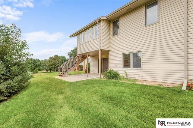 8041 Arrow Ridge Road, Lincoln, NE 68506