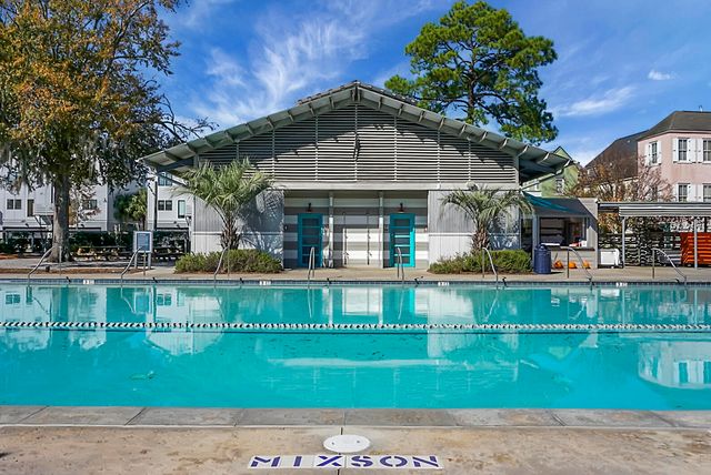 4495 Mixson Avenue, North Charleston, SC 29405