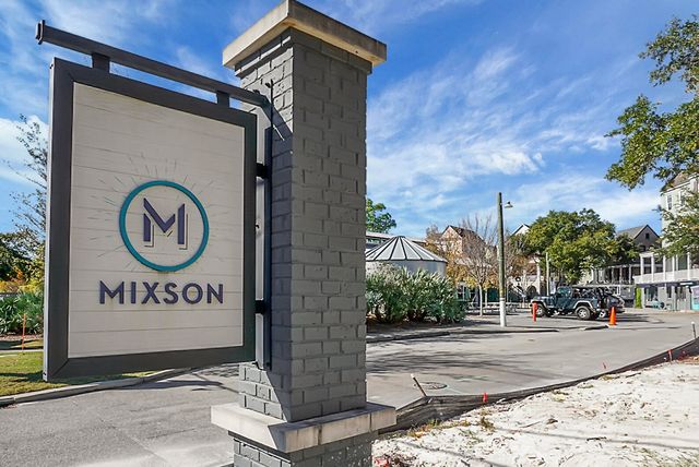 4495 Mixson Avenue, North Charleston, SC 29405