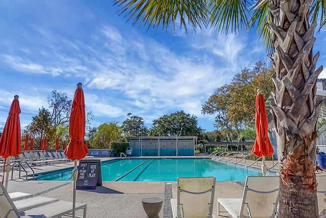4495 Mixson Avenue, North Charleston, SC 29405