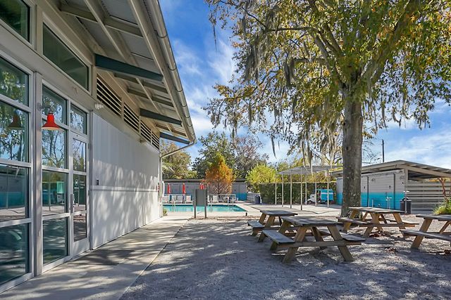 4495 Mixson Avenue, North Charleston, SC 29405