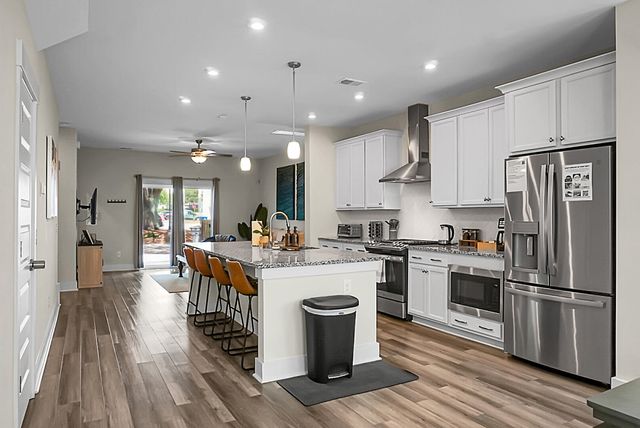4495 Mixson Avenue, North Charleston, SC 29405