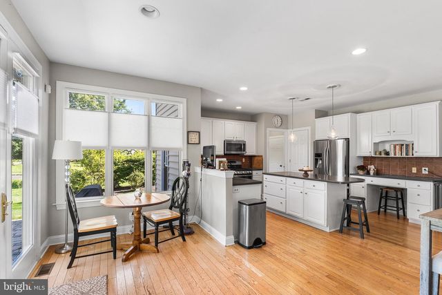 1301 STONEY RIVER DR, Ambler, PA 19002
