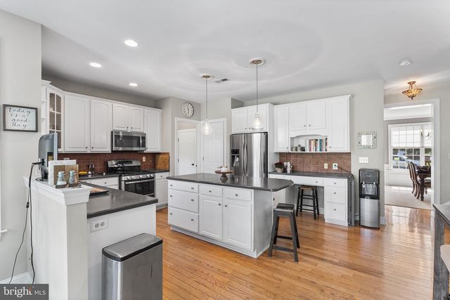 1301 STONEY RIVER DR, Ambler, PA 19002