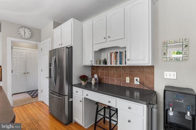 1301 STONEY RIVER DR, Ambler, PA 19002