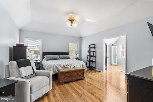 1301 STONEY RIVER DR, Ambler, PA 19002