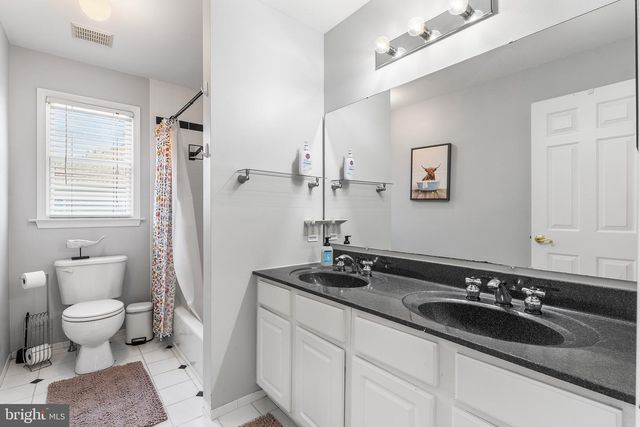 1301 STONEY RIVER DR, Ambler, PA 19002