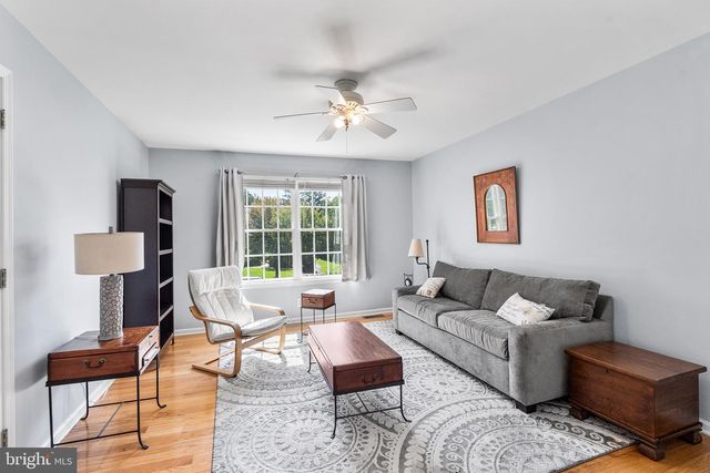 1301 STONEY RIVER DR, Ambler, PA 19002