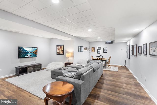 1301 STONEY RIVER DR, Ambler, PA 19002