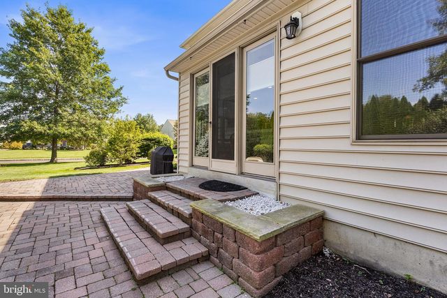 1301 STONEY RIVER DR, Ambler, PA 19002