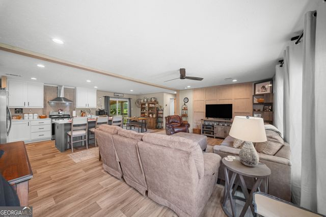 524 Smith Road, Waycross, GA 31503