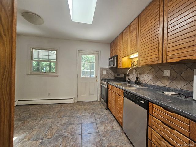 7 Scotchtown Drive, Middletown, NY 10941