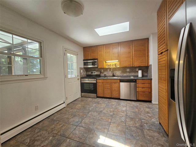 7 Scotchtown Drive, Middletown, NY 10941