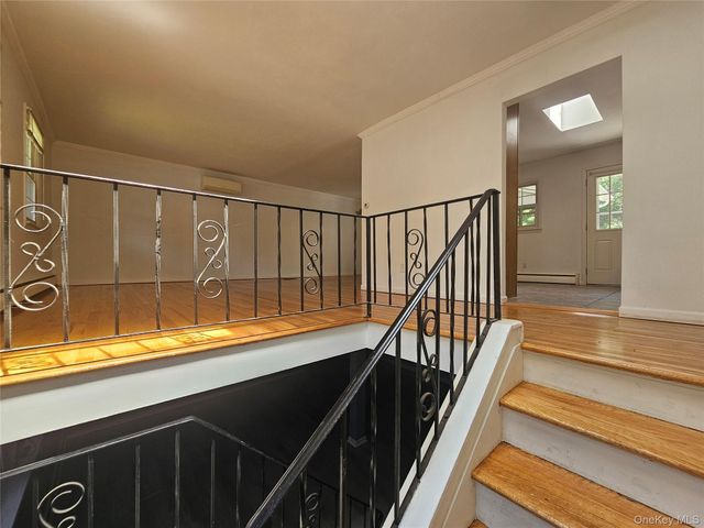7 Scotchtown Drive, Middletown, NY 10941