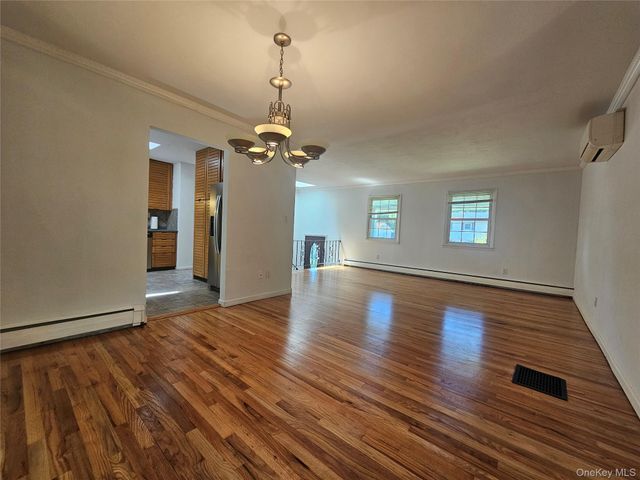 7 Scotchtown Drive, Middletown, NY 10941