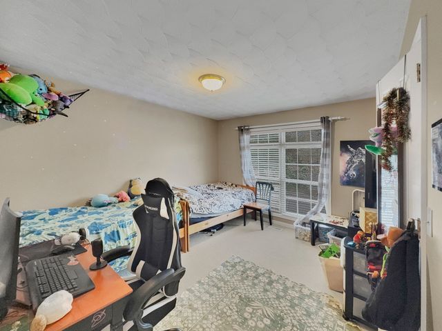 516 Callahan Dr, New Johnsonville, TN 37134