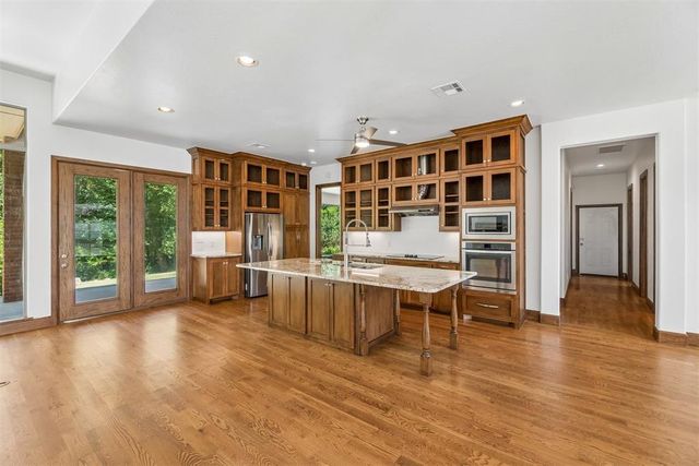18465 N Antler Way, Edmond, OK 73012