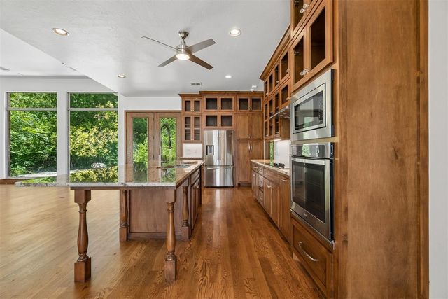 18465 N Antler Way, Edmond, OK 73012