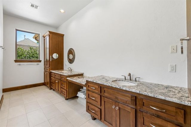 18465 N Antler Way, Edmond, OK 73012