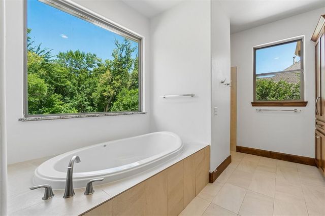 18465 N Antler Way, Edmond, OK 73012