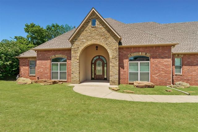 18465 N Antler Way, Edmond, OK 73012