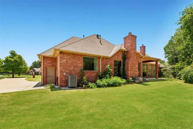 18465 N Antler Way, Edmond, OK 73012