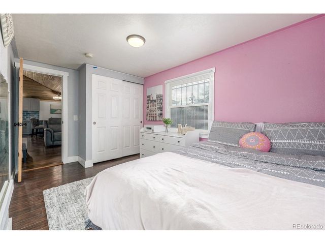 226 Marshall St, Lakewood, CO 80226