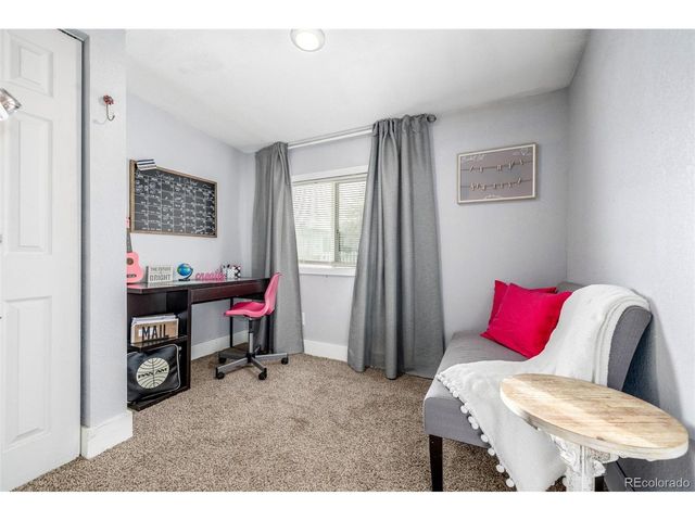 226 Marshall St, Lakewood, CO 80226