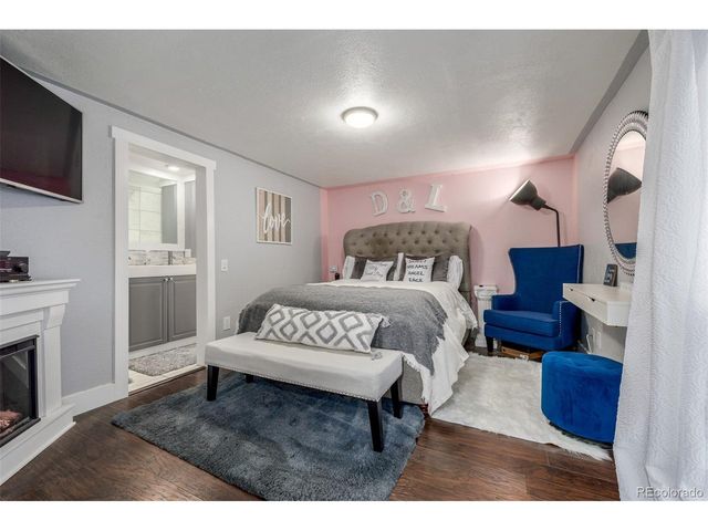 226 Marshall St, Lakewood, CO 80226