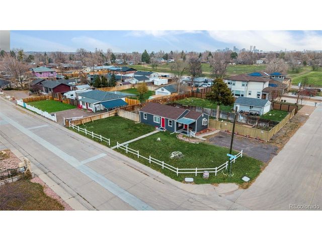 226 Marshall St, Lakewood, CO 80226