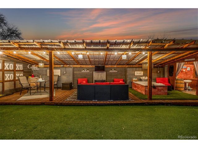 226 Marshall St, Lakewood, CO 80226