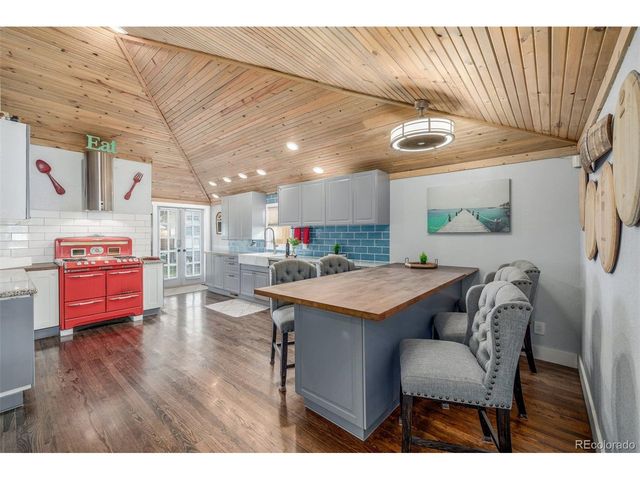 226 Marshall St, Lakewood, CO 80226