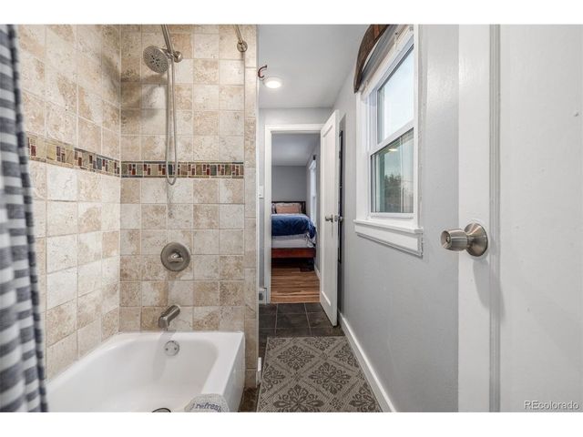 226 Marshall St, Lakewood, CO 80226