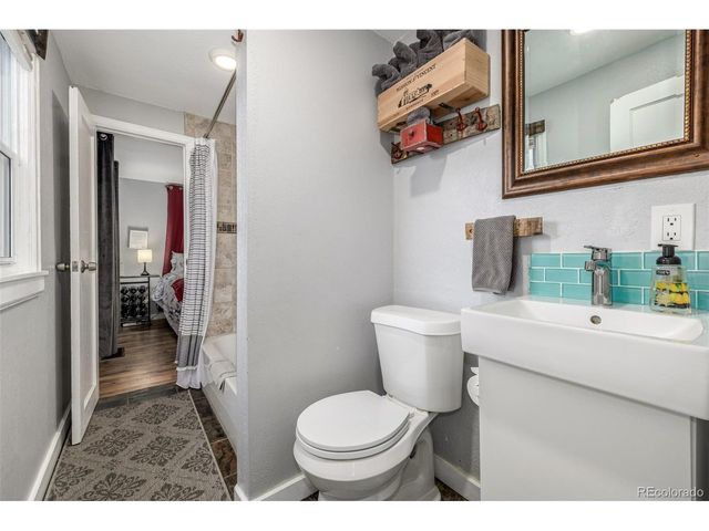 226 Marshall St, Lakewood, CO 80226