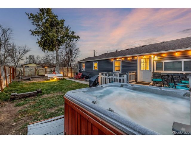 226 Marshall St, Lakewood, CO 80226