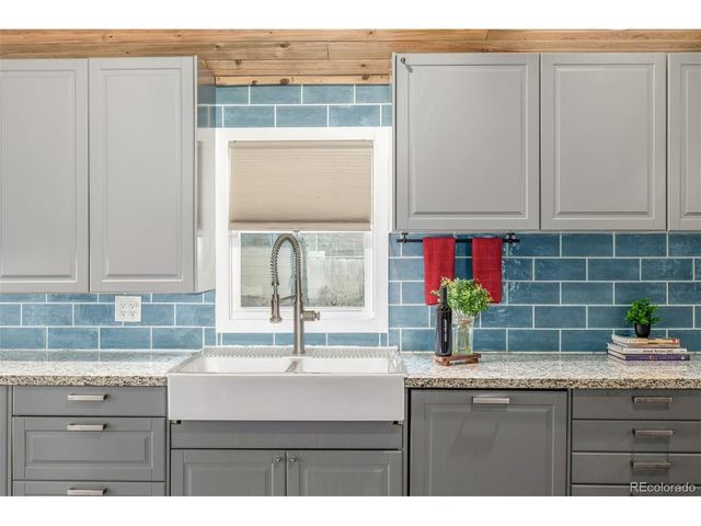 226 Marshall St, Lakewood, CO 80226