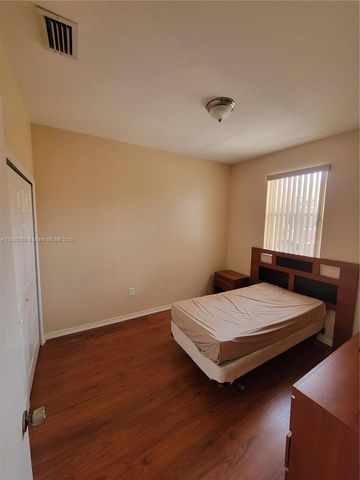 10653 SW 8th St 2407, Pembroke Pines, FL 33025