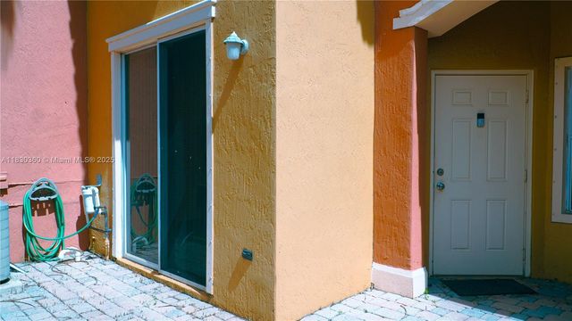 10653 SW 8th St 2407, Pembroke Pines, FL 33025