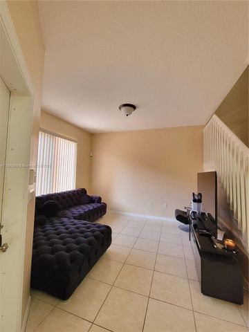 10653 SW 8th St 2407, Pembroke Pines, FL 33025