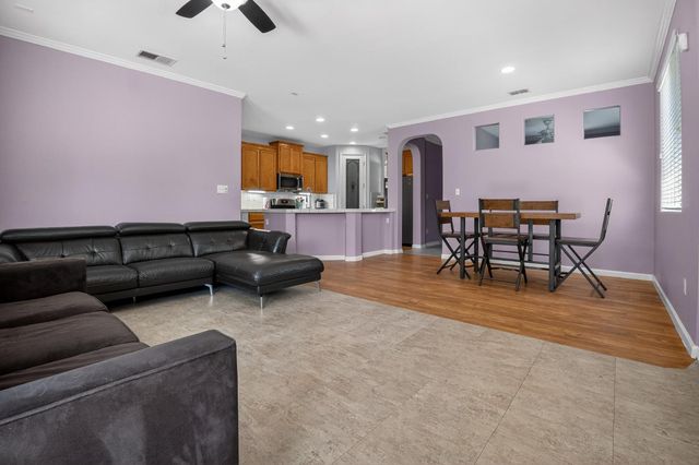 978 San Carlos Avenue, Madera, CA 93637