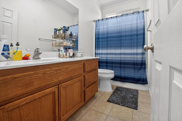 978 San Carlos Avenue, Madera, CA 93637