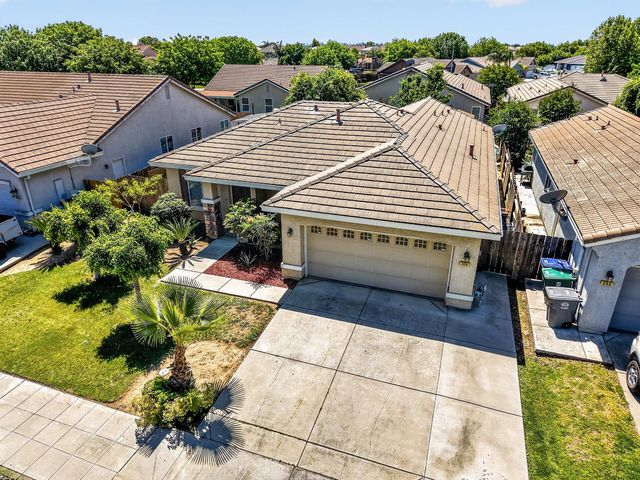 978 San Carlos Avenue, Madera, CA 93637